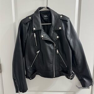Zara Women's Sleek Black Biker Jacket